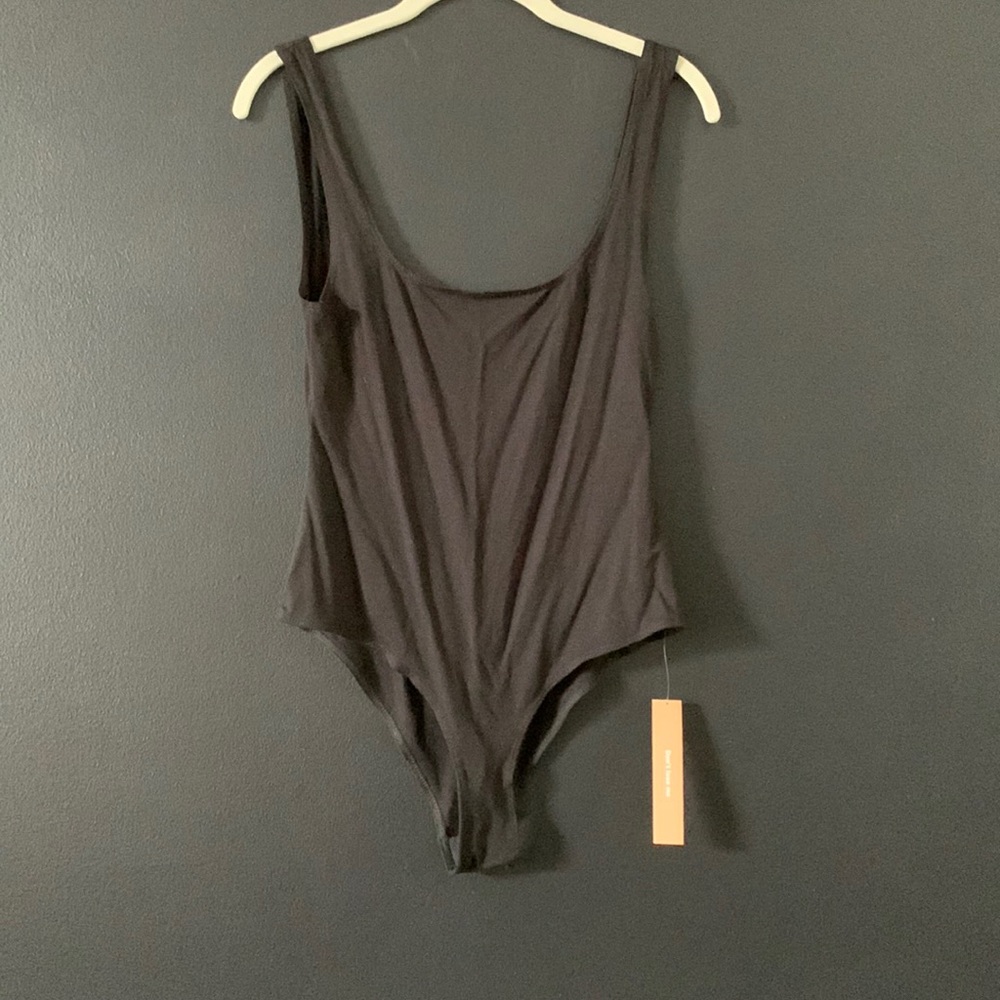 Reformation Scoop Neck Bodysuit Size M